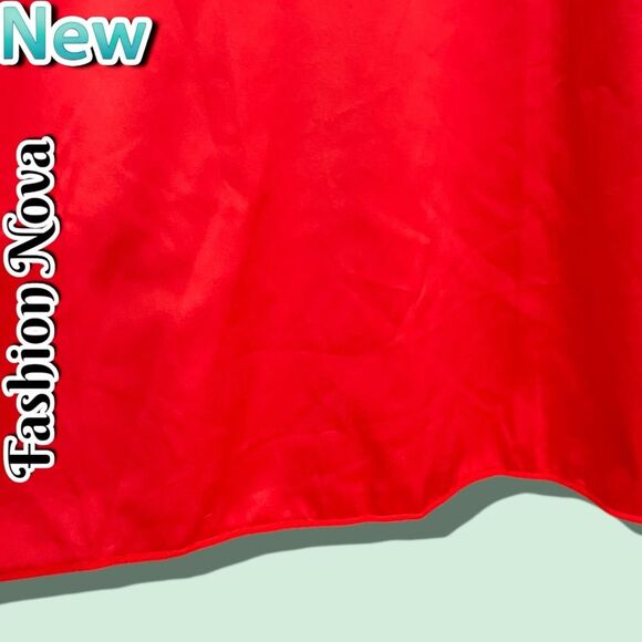 New NWT Fashion nova Break The Chains Babydoll - Red - Small - Picture 4 of 8